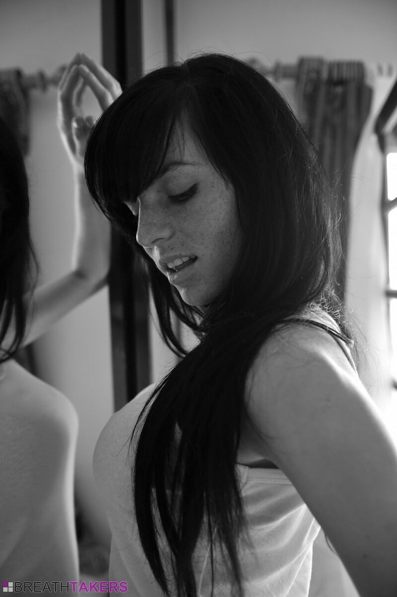 Екатерина, 23 года, 2 размер груди